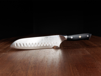 Nóż Santoku ze stali damasceńskiej 7" - Aka Tori Osaka Pro