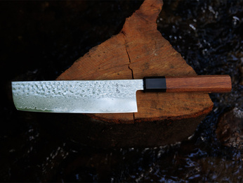 Nóż Nakiri do warzyw Aka Tori ze stali damasceńskiej 7" - Tokyo Hammer