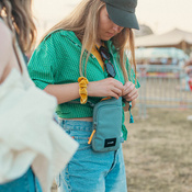 Torba na ramię antykradzieżowa Pacsafe GO - miętowa