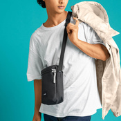 Torba miejska na ramię antykradzieżowa Pacsafe Go - czarna