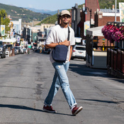 Torba na jedno ramię antykradzieżowa Pacsafe V - granatowa