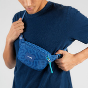 Biodrówka nerka antykradzieżowa Pacsafe Go - niebieski